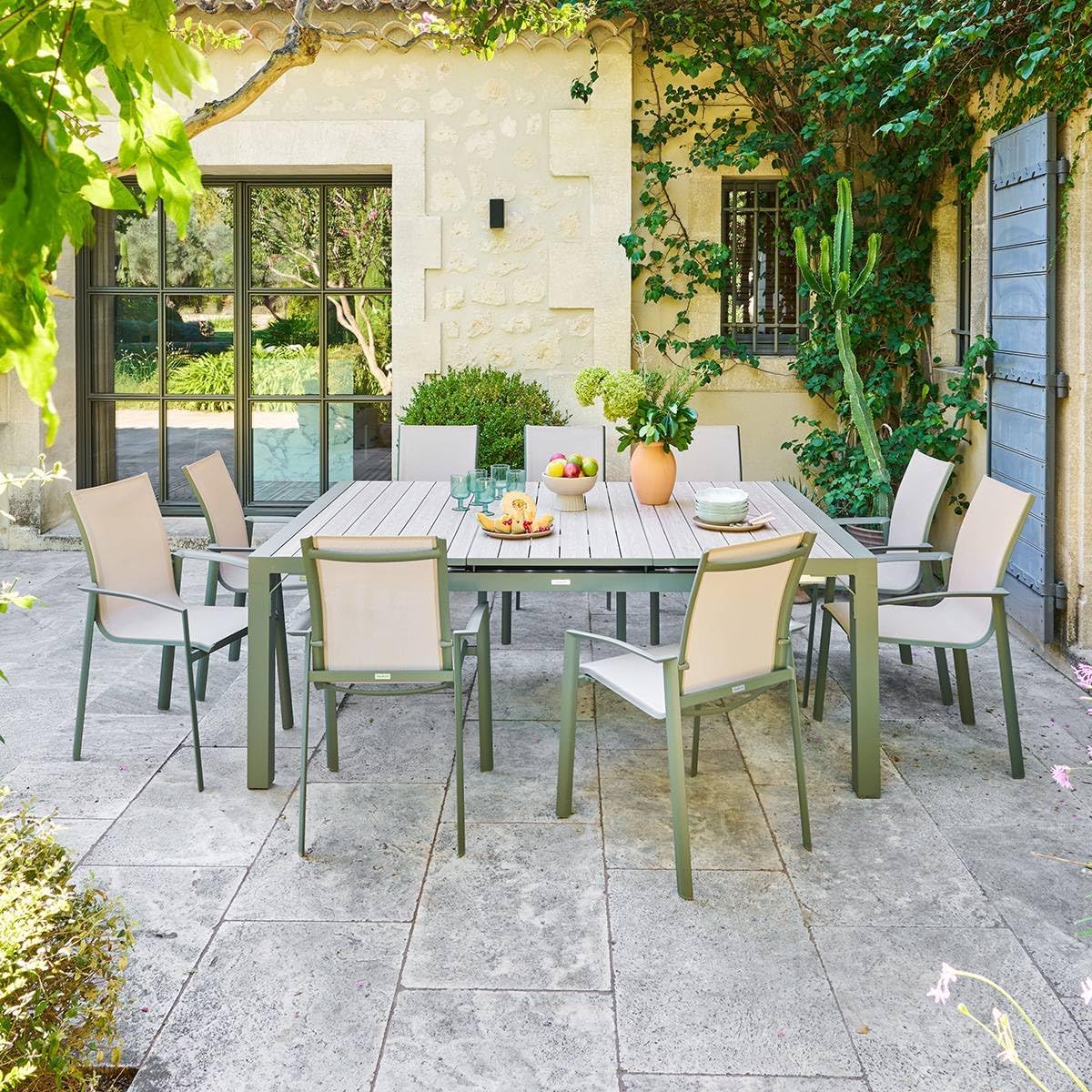 Hespéride - Evasion - table extensible 10 places - alu et effet bois