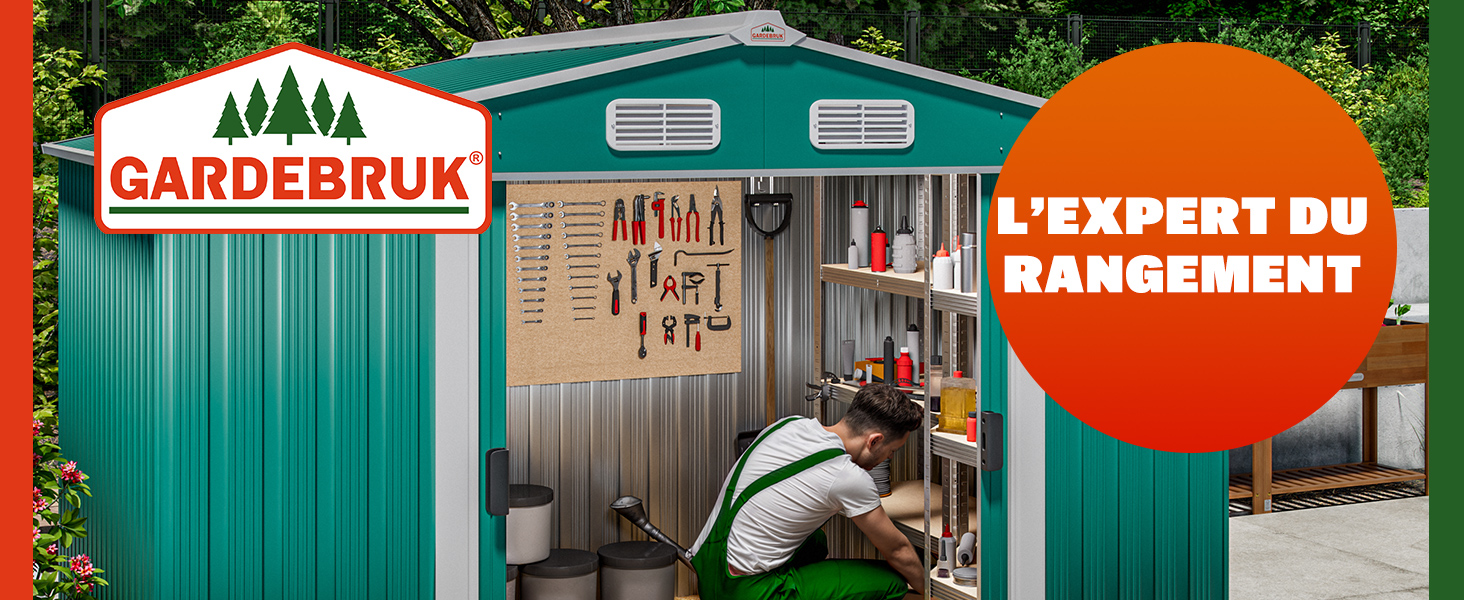 avec la marque Gardebruk, présentant des outils et équipements de jardinage organisés à l'intérieur. Logo circulaire orange visible.