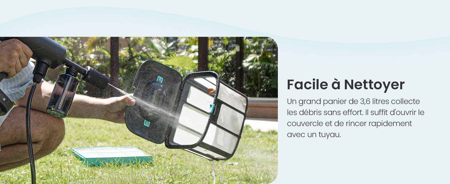 Le texte se lit comme suit : « Façade à Nettover ». L'image montre une brosse de nettoyage montée sur un véhicule, illustrant une application de nettoyage de façade extérieure.