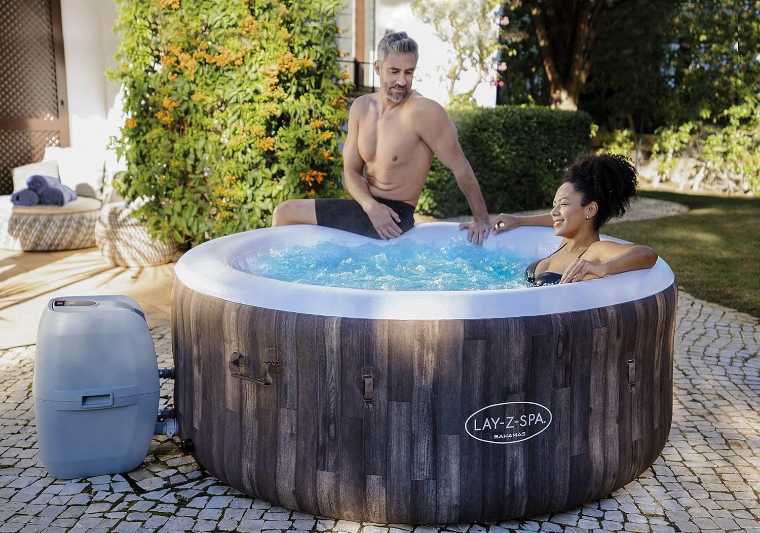 Spa Gonflable Rond Lay-Z-Spa® Bahamas Airjet Motif Bois 2 à 4 Personnes, 180 x 66 cm