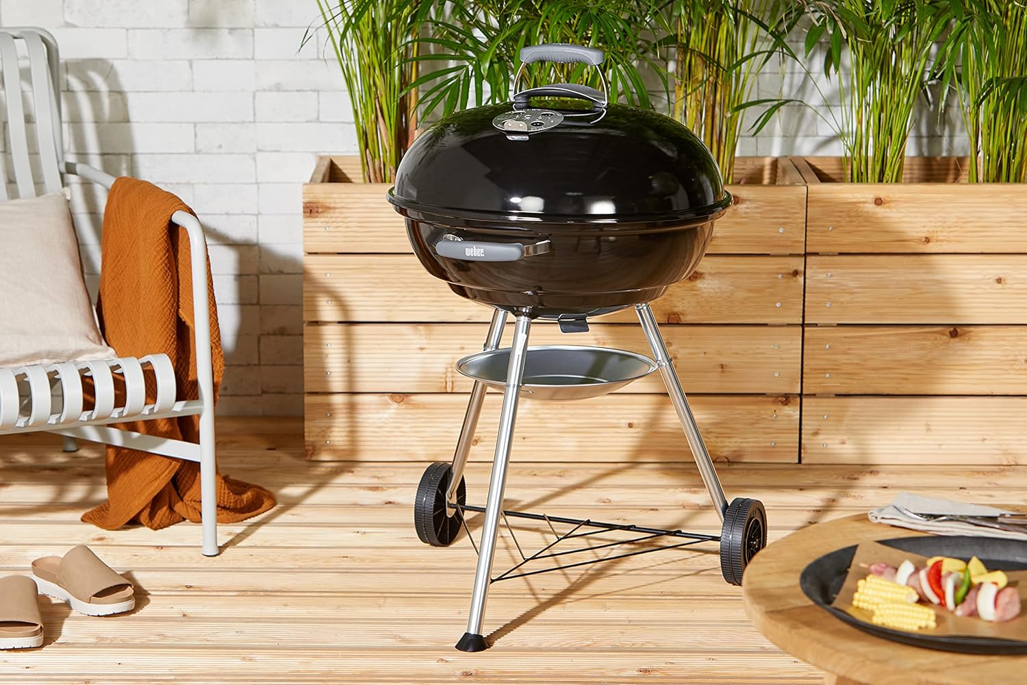 Weber - Compact Kettle - 57 cm - barbecue charbon, acier émaillé, récupérateur cendres