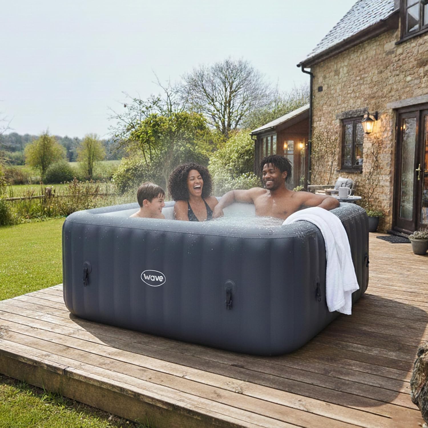 Spa Gonflable Wave | Chauffage écologique intégré | Système de Massage Aquajet | Protection antigel | Configuration Rapide en 15 Minutes (Pacific, Gris Foncé | 4 Personnes)