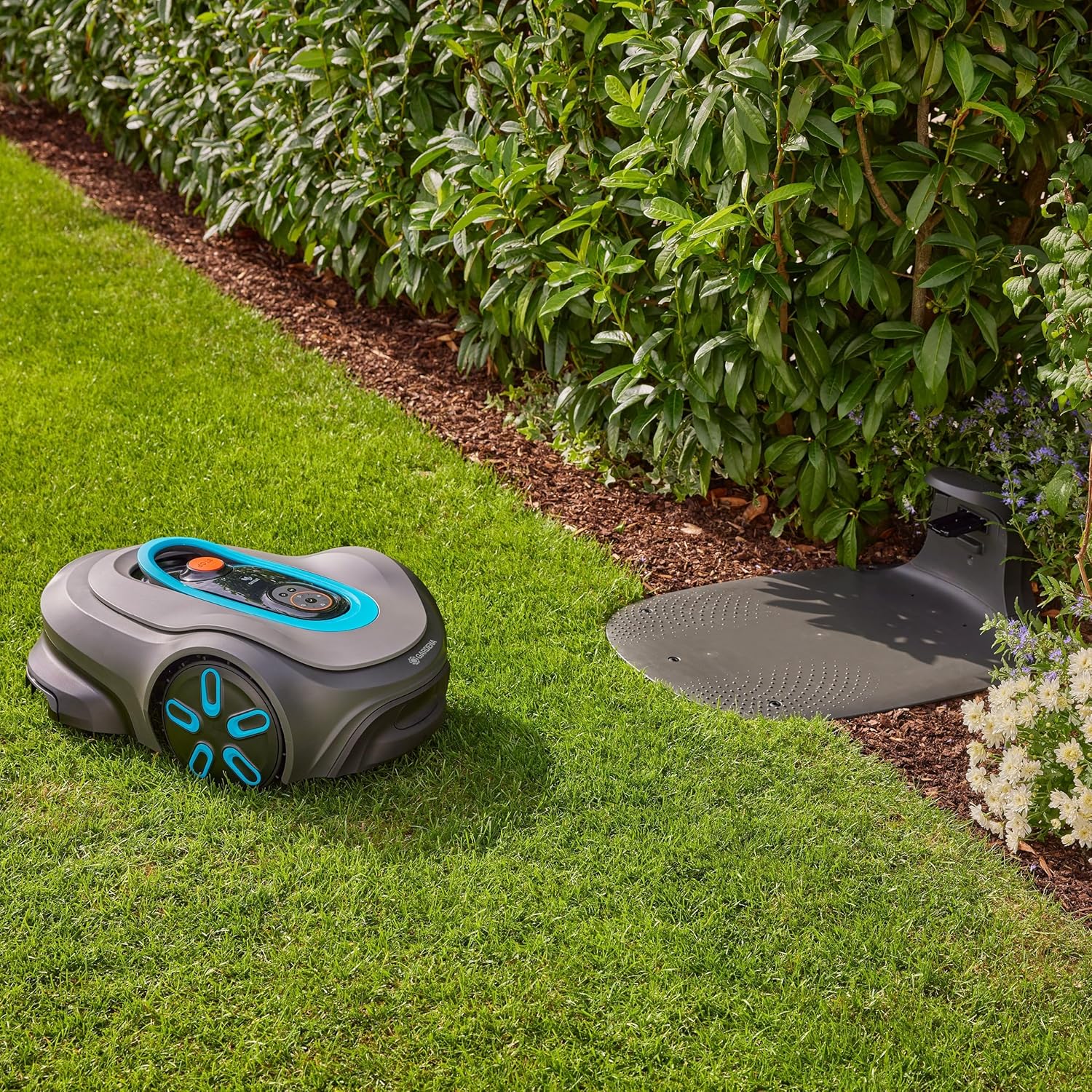 Gardena – smart SILENO pro série – 600 m² – LONA, Trim-to-Edge, DuoConnect, silencieux – 19802-26