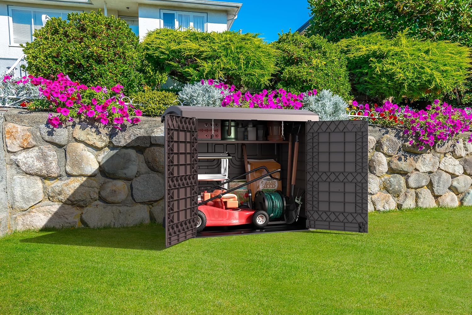 Duramax Cedargrain StoreAway 1200L Abri de jardin en plastique / couvercle arc, Abri pour poubelles, Cache poubelles, Coffre de poubelle, Idéal pour les 2x 240L poubelles, 145x85x125 cm, Marron
