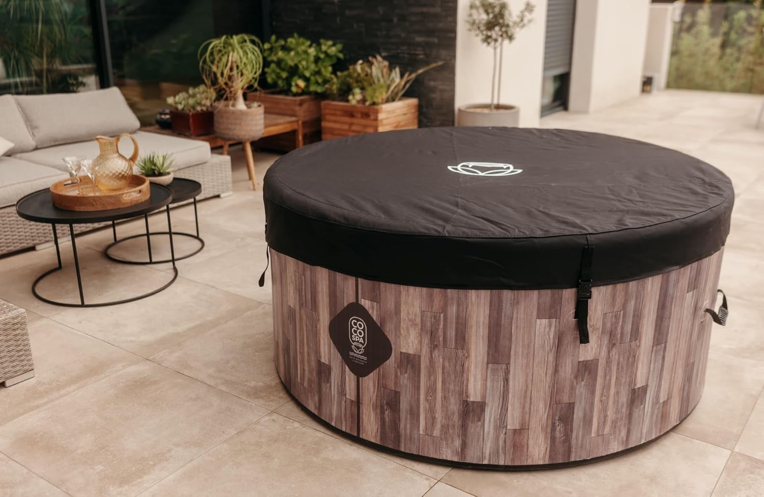 COCO SPA Nordik Spa Gonflable - 150 cm de diamètre - 800 litres - Moteur 2240 W - 2 à 4 Personnes - Massage 140 Jets
