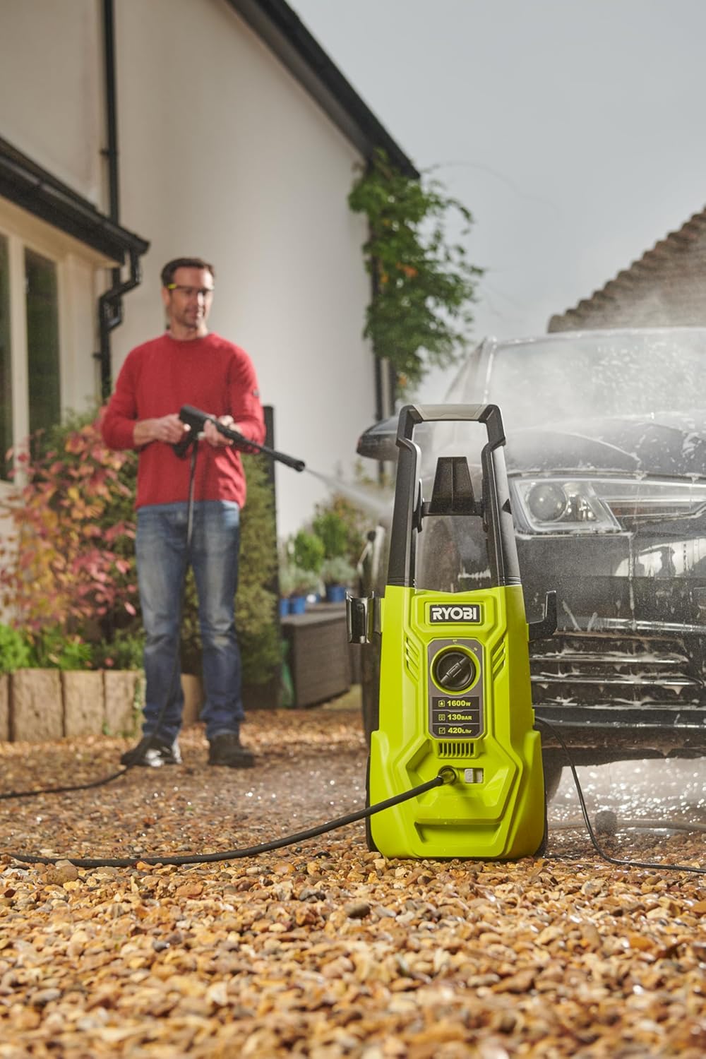 RYOBI - Nettoyeur haute pression série RY - 1800W, 130 bars, 420L/h, flexible acier 5m, réservoir 0,9L, 2 lances, brosse