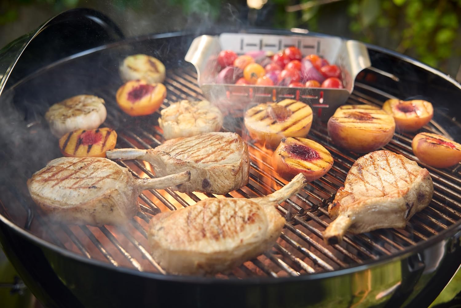 Weber - Original Kettle Premium - 57 cm - barbecue charbon, nettoyage One-Touch, thermomètre intégré