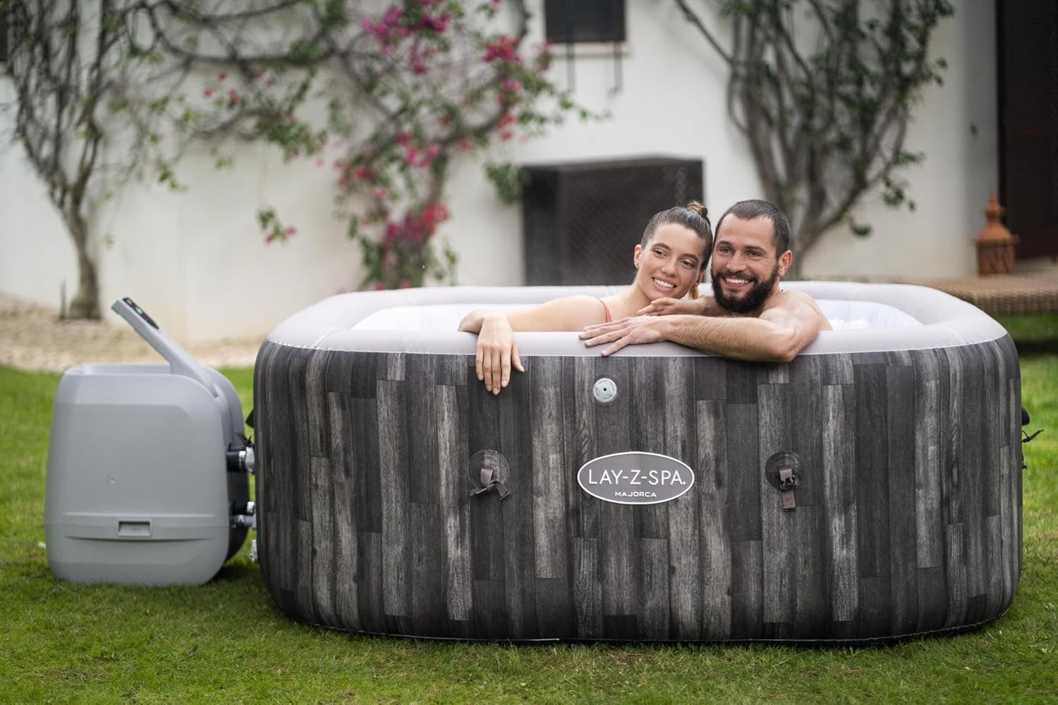 BESTWAY Spa Gonflable carré Lay-Z-Spa Majorca Hydrojet Pro 4-6 Personnes