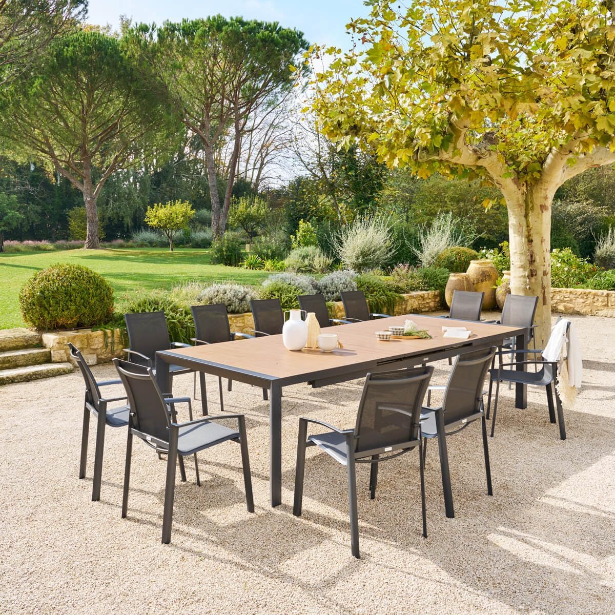 Hespéride - Evasion - grande table extensible 14 places - aluminium effet bois, rallonge, extérieur
