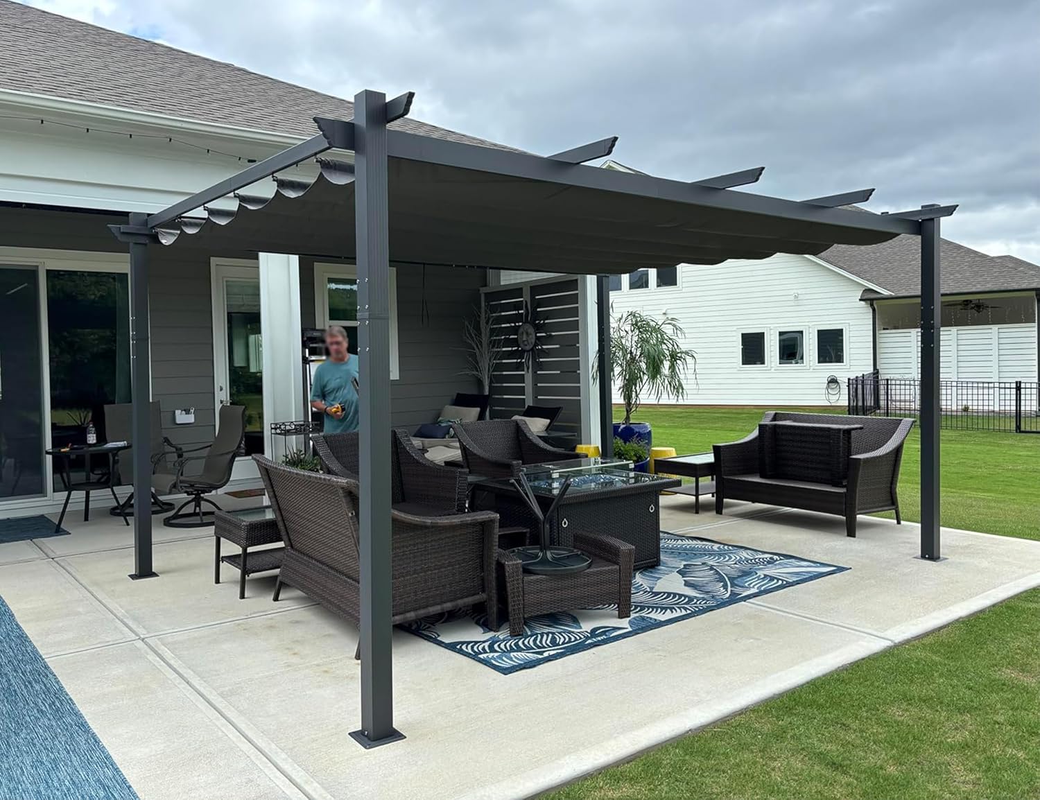 PURPLE LEAF - Pergola aluminium - 4,8x3,5m - toit coulissant, tissu teint en fil, gris