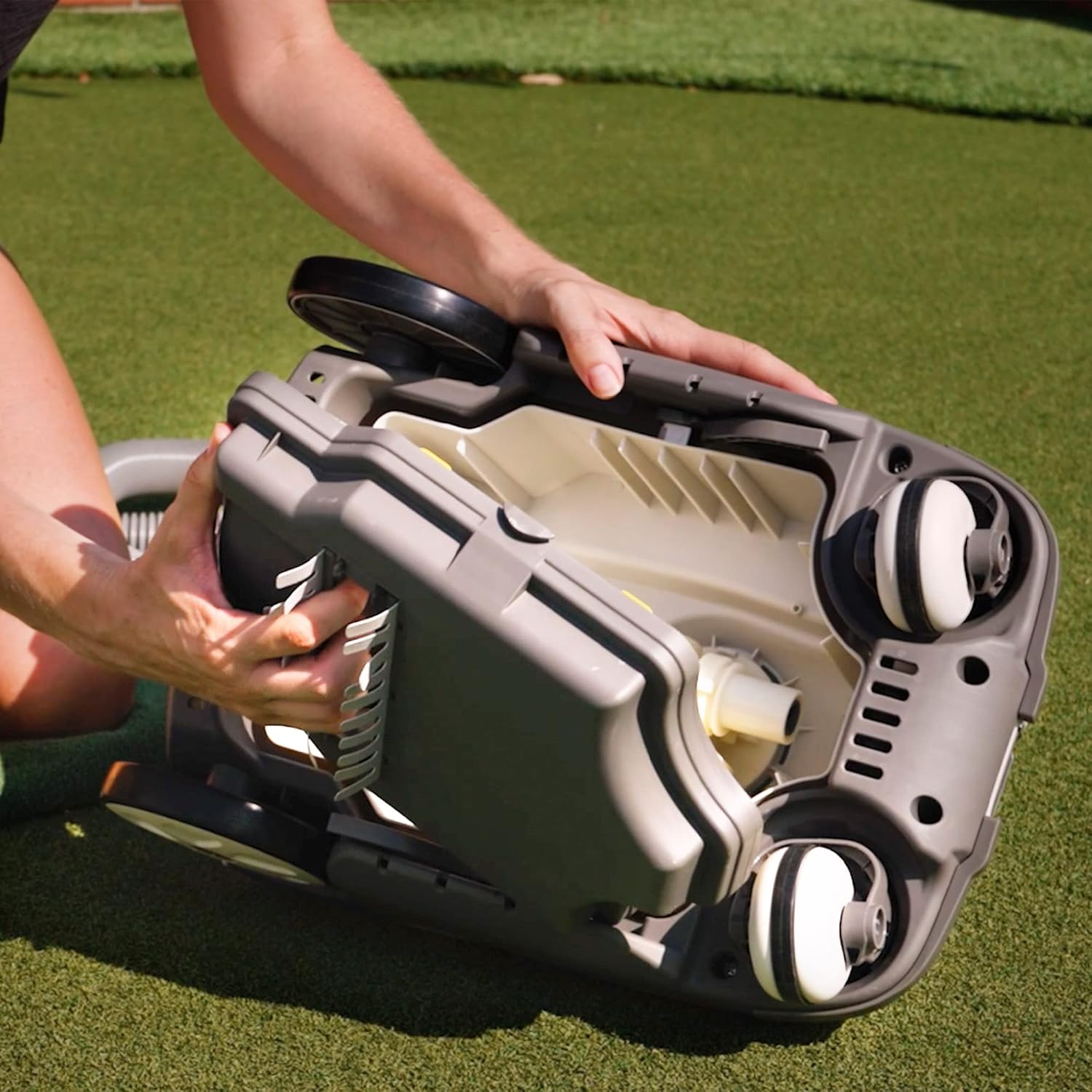 Intex - Robot aspirateur ZX100 - nettoyage fond piscine - 28006EX