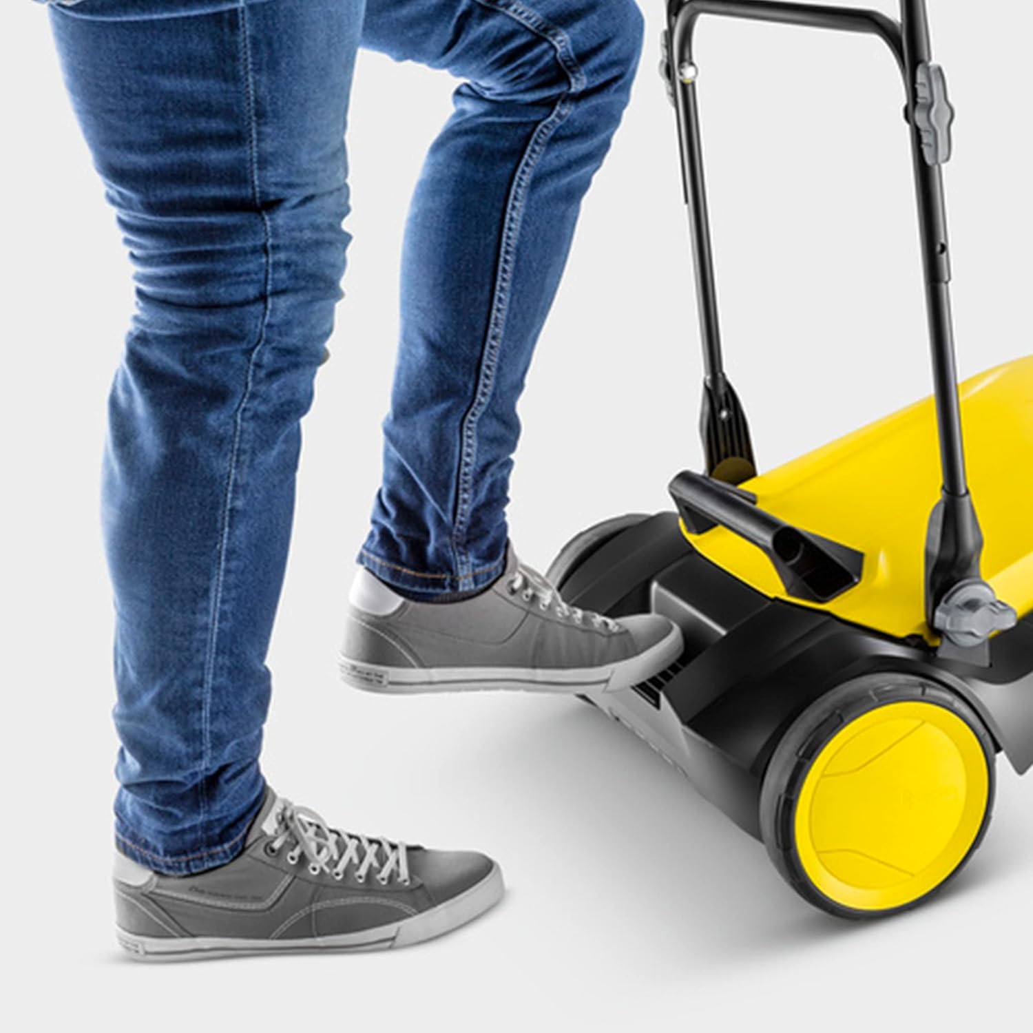 Kärcher - S 4 balai mécanique, 68cm, capacité 20L, noir/jaune - 1.766-360.0