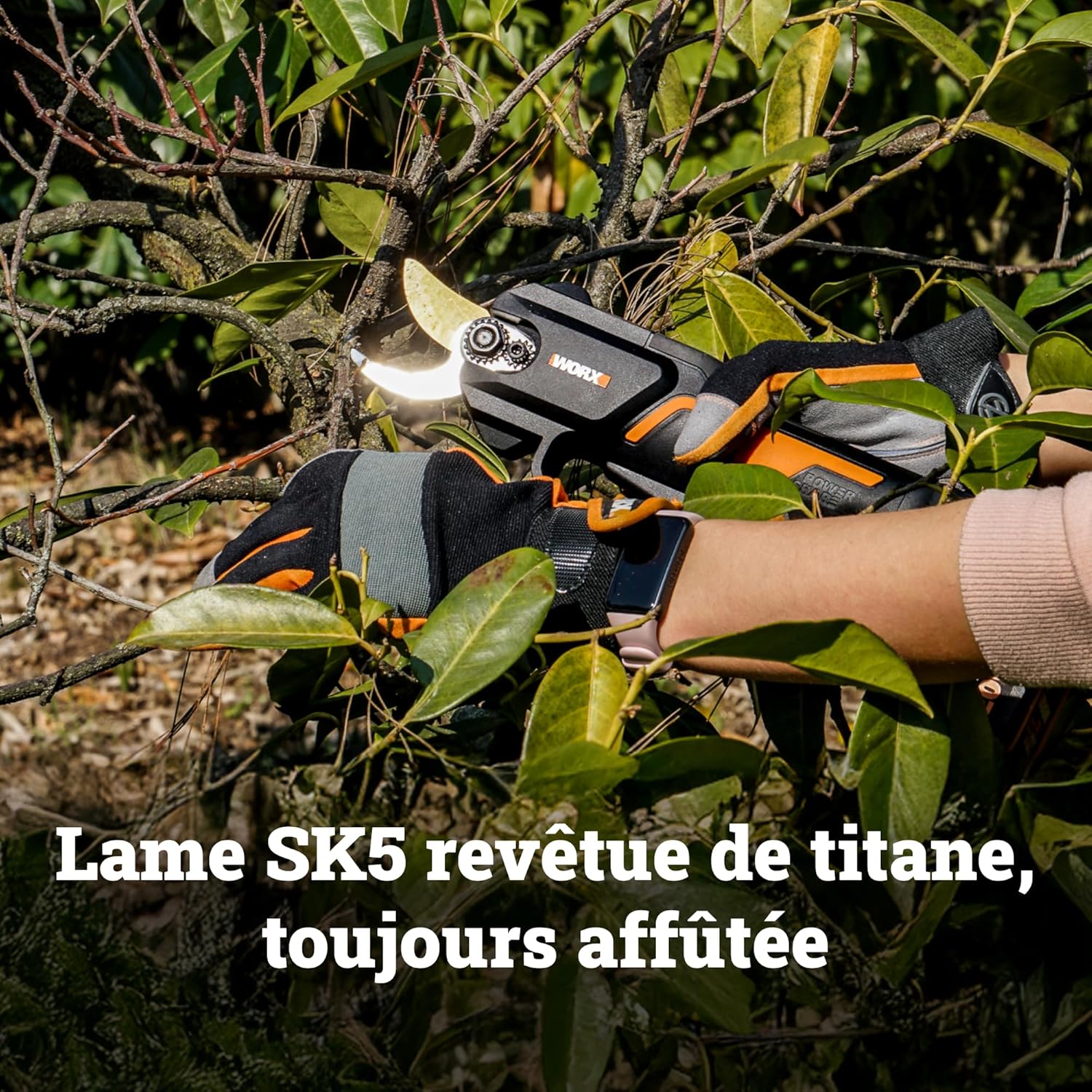WORX - Sécateur sans fil série Brushless - coupe 25 mm, 1500 coupes, lames SK5 - WG330E.9