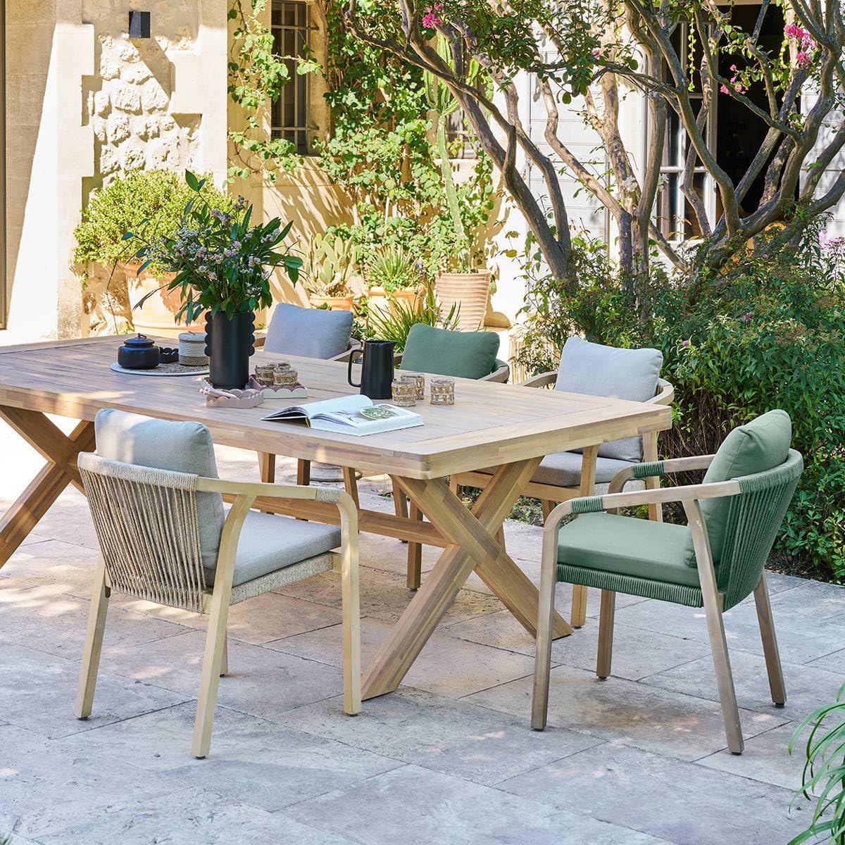 Hespéride - Xenia table de jardin 10 places - eucalyptus - grande taille