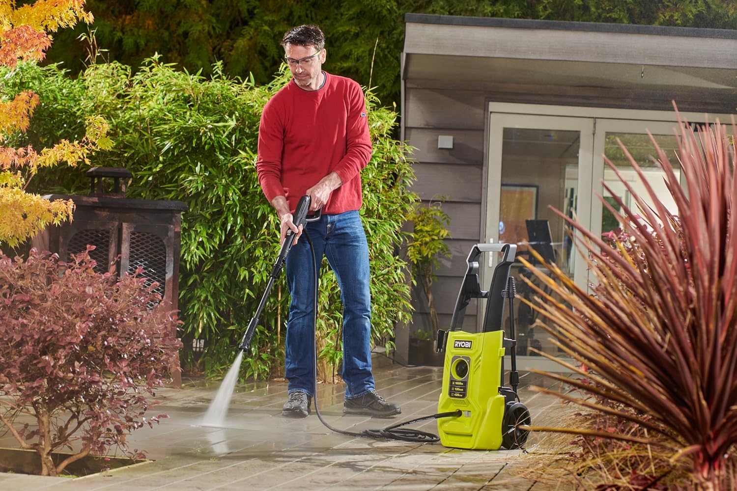 RYOBI - RY120PWA - 1600W, 120 bars, 420L/h - flexible acier 5m, réservoir 0,9L