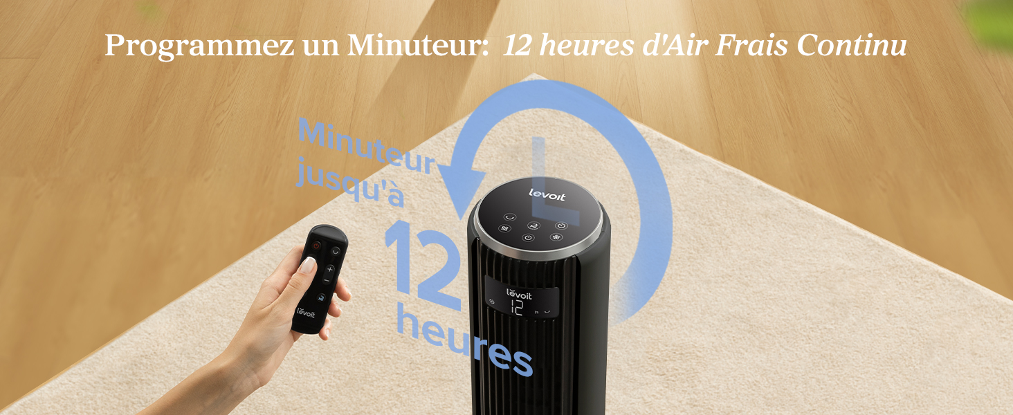 Le texte se lit comme suit : « Programmez un Minuteur 12 heures d'Air Frais Continu ». Purificateur d'air cylindrique noir portatif avec indicateur circulaire bleu sur une surface en bois.