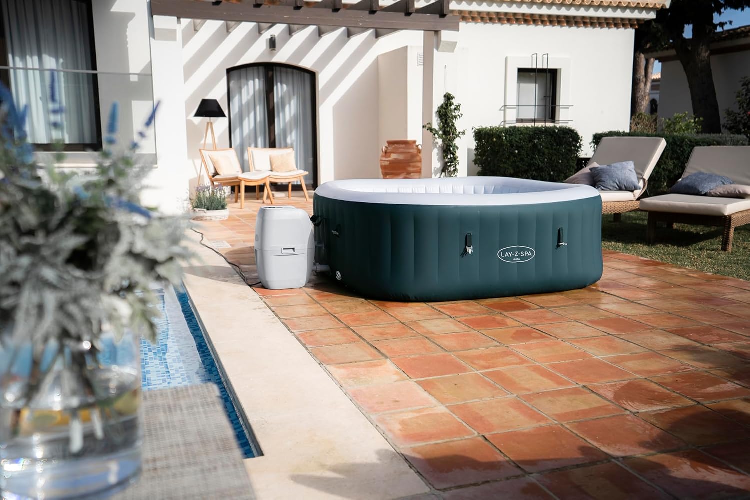 Bestway - Ibiza EnergySense AirJet série - 1,80x1,80x0,66m - spa carré 6 places