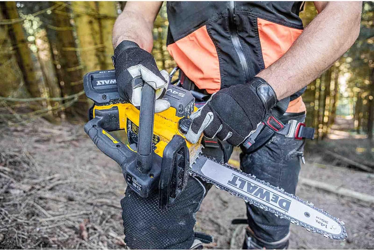 DEWALT - FlexVolt tronçonneuse sans fil 54V 35 cm - DCMCST635N-XJ