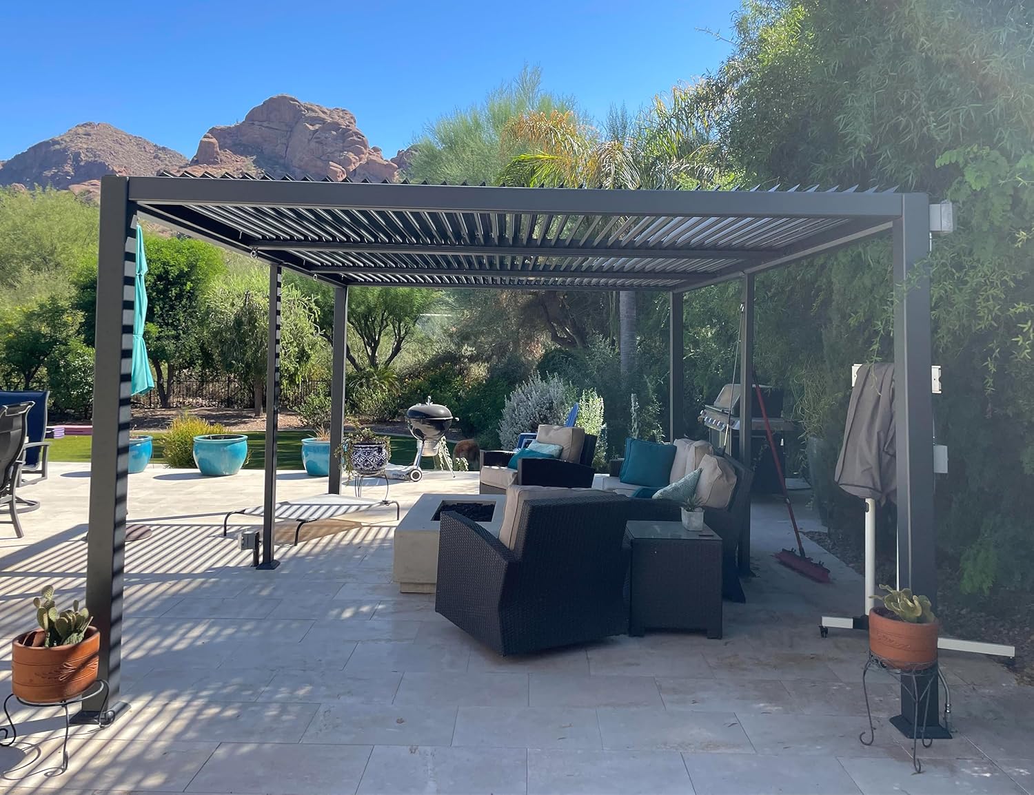 PURPLE LEAF - pergola bioclimatique - 3,5x6,35m - aluminium, lames orientables, résistante intempéries