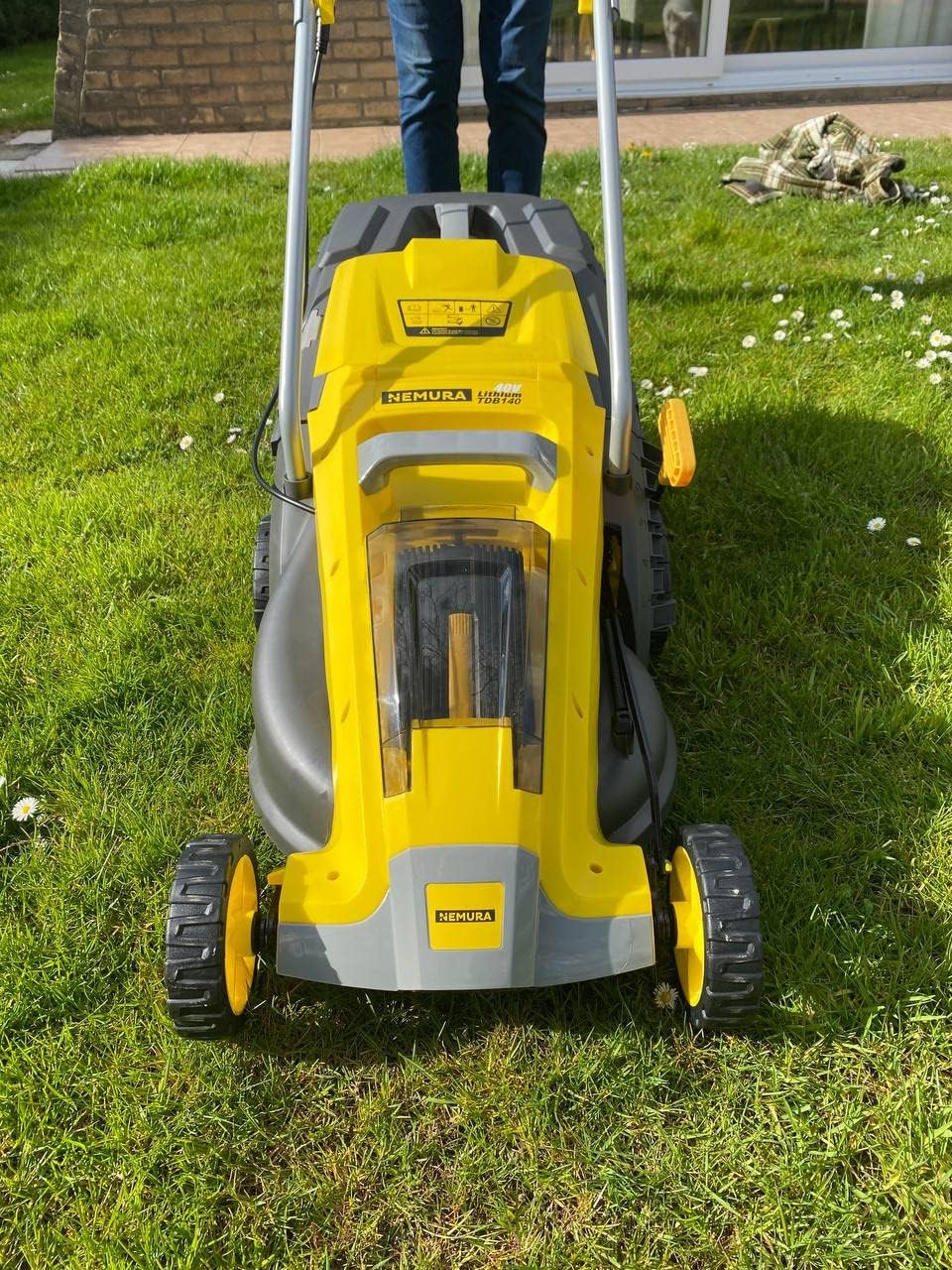 Nemura - Tondeuse Batterie 40V, 37cm, 6 hauteurs, bac 35L, charge rapide