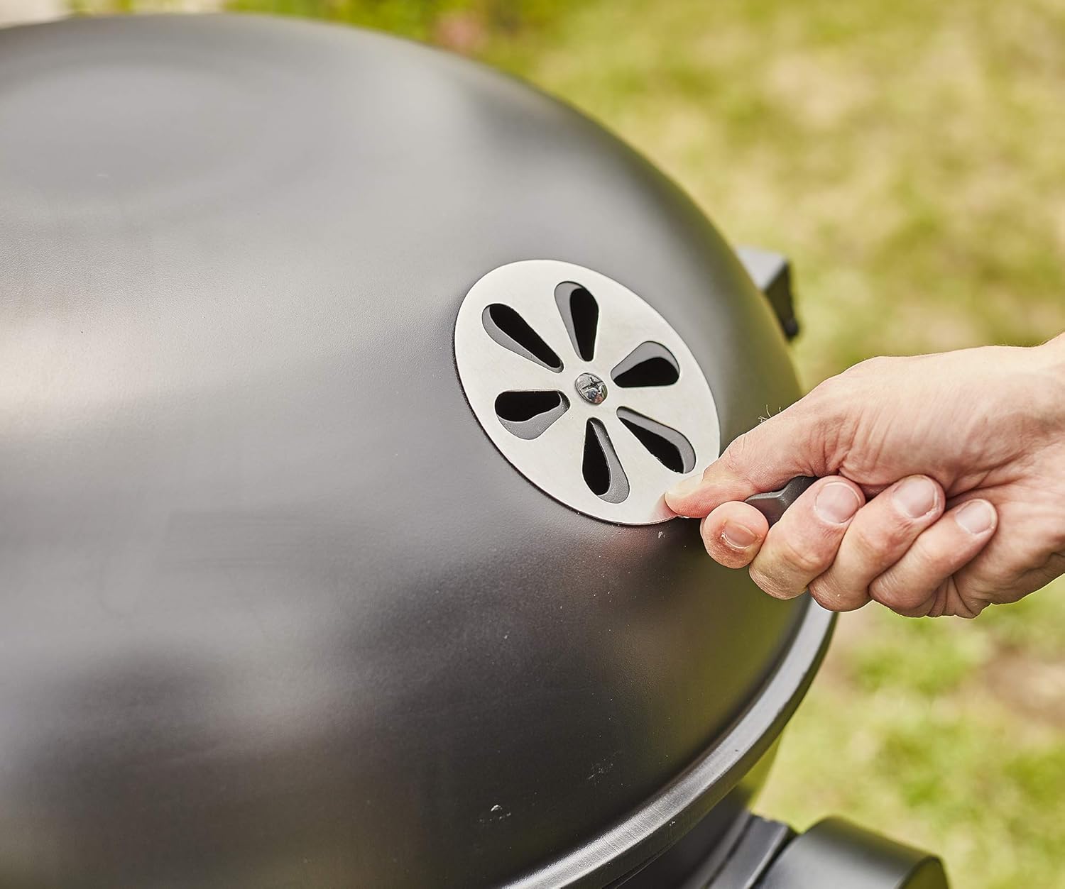 Cook'in Garden - Tonino 60 - barbecue charbon avec capot, wheels, thermomètre