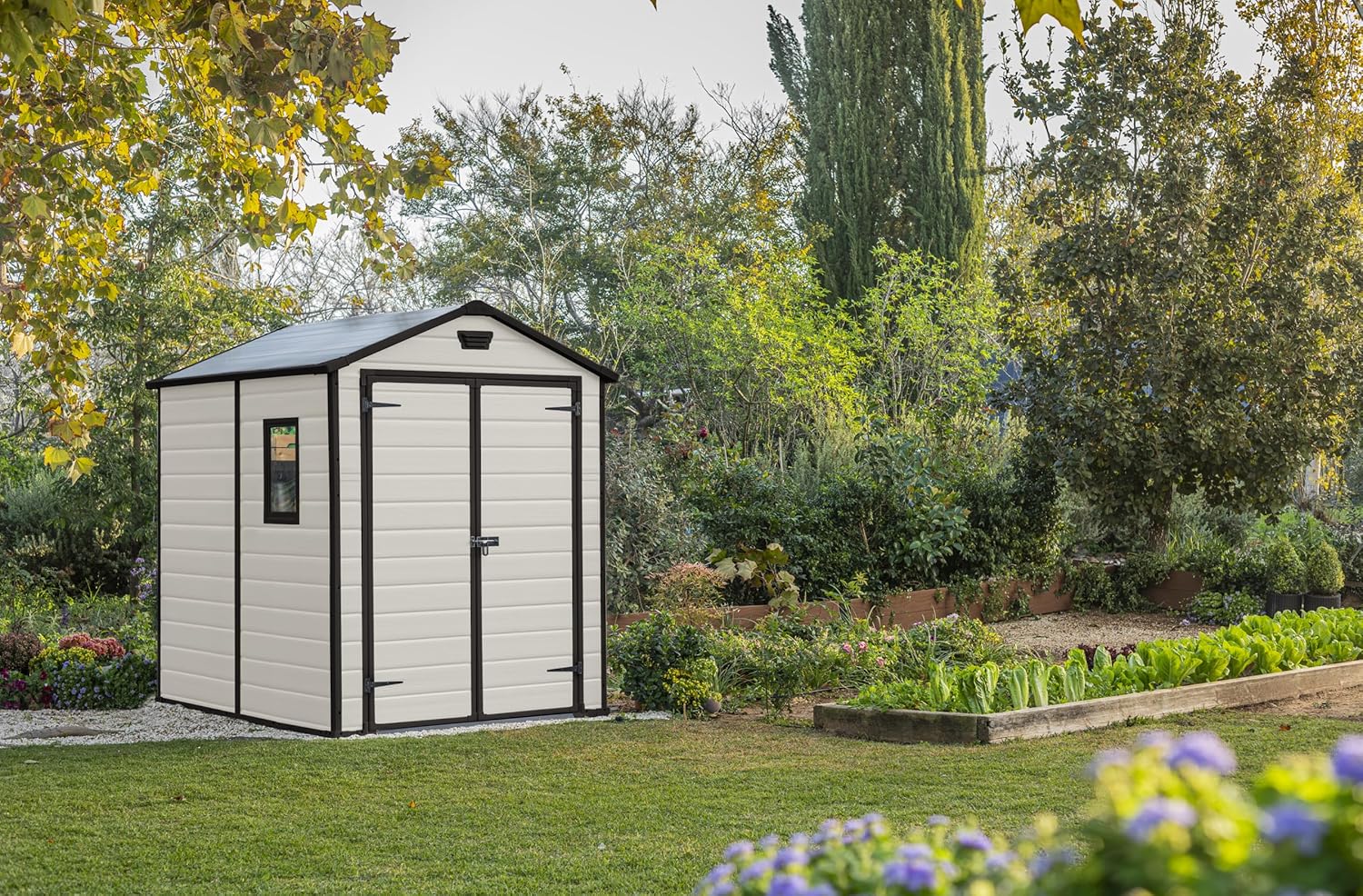 Keter - Manor série - 4,1m² - abri de jardin beige robuste Manor68