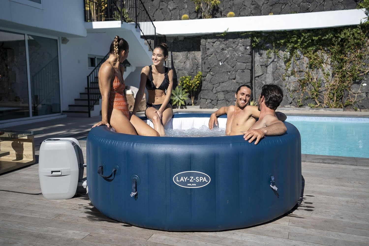 Bestway LAY-Z-SPA® Milan Airjet Plus 196 x 71 cm, 4-6 personnes
