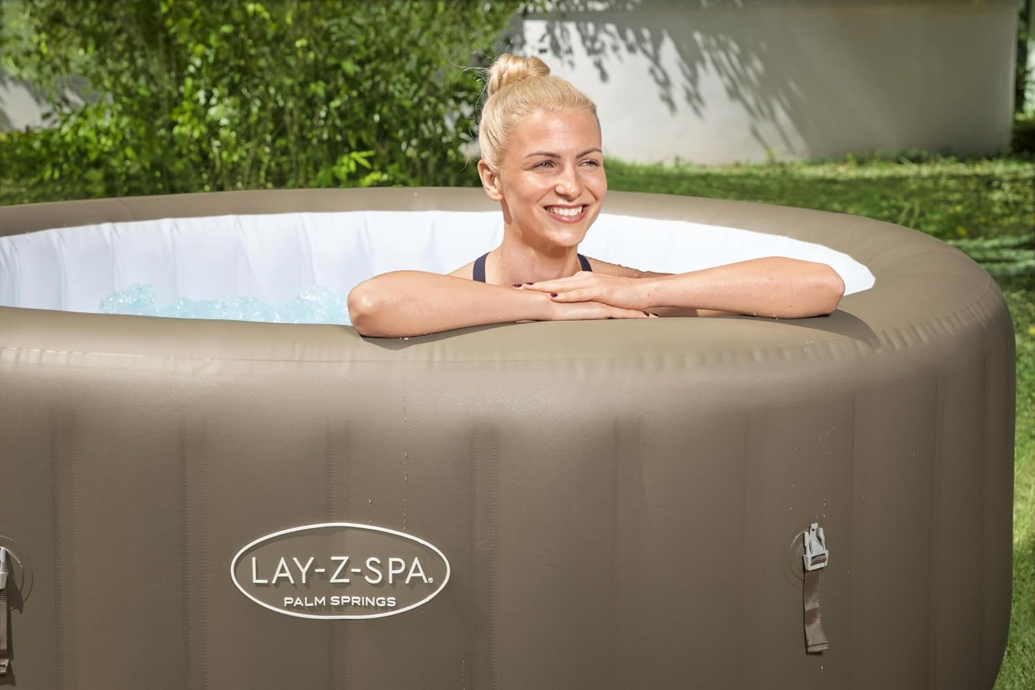 Lay-Z-Spa - Palm Springs - 196x71cm - 140 jets, 4/6 places, filtration cartouche
