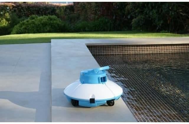 Bestway - Robot Piscine Frisbee - 5x3m - Nettoyage fond plat