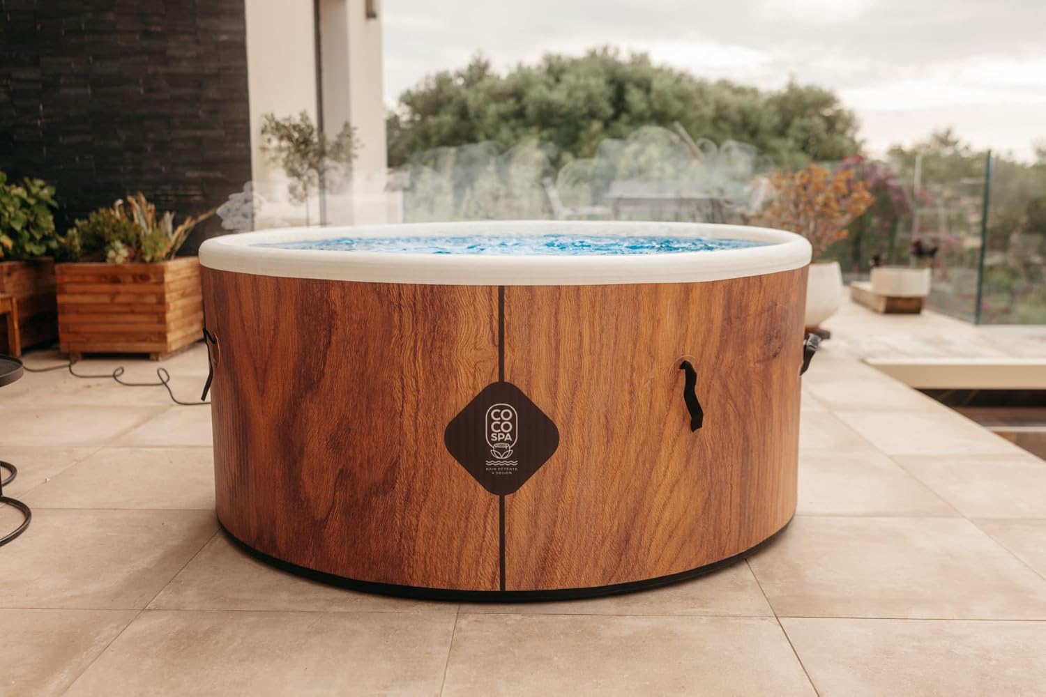 COCO SPA - Spa Gonflable 150 cm - 800 L - 140 jets - 2240 W