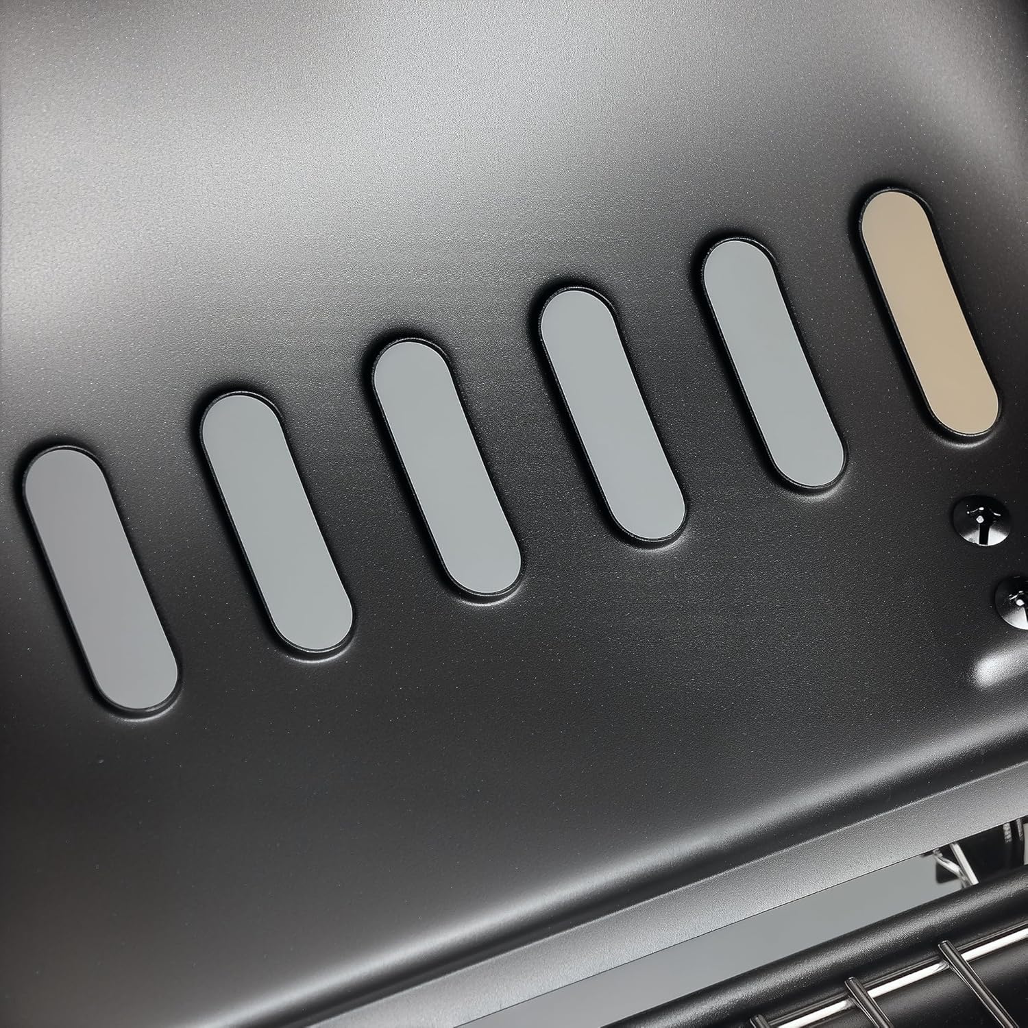 Outsunny - Barbecue gaz 2 brûleurs inox, 2 grilles, 2,8kW, 2 étagères, 2 roues, noir