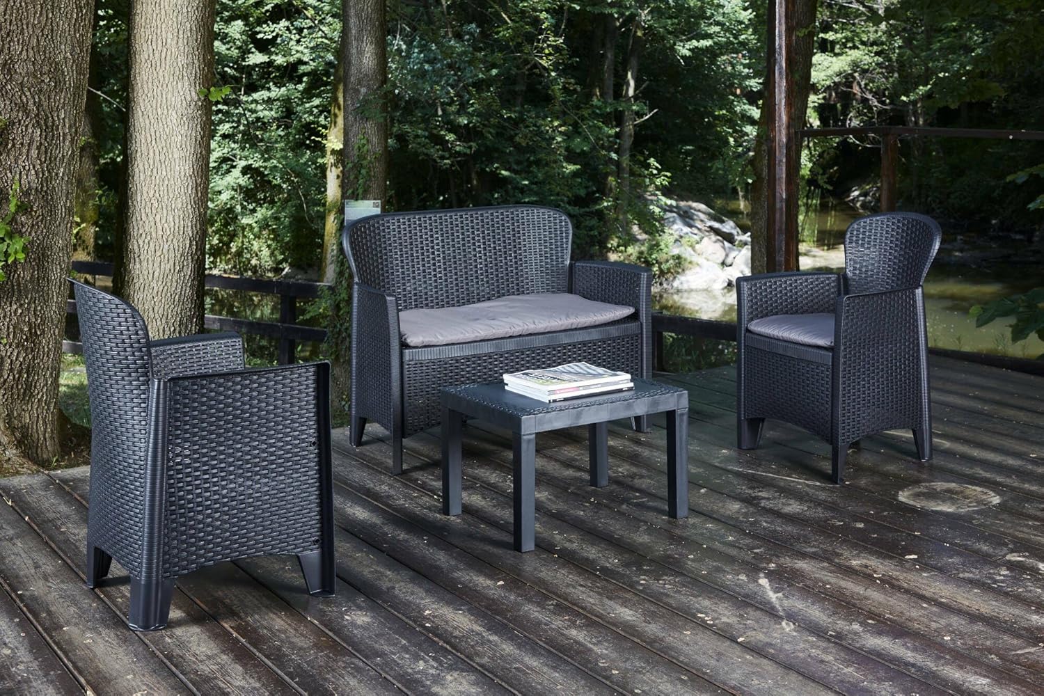 Dmora - Ostuni salon de jardin - 2 fauteuils, canapé, table basse, coussins, effet rotin, anthracite