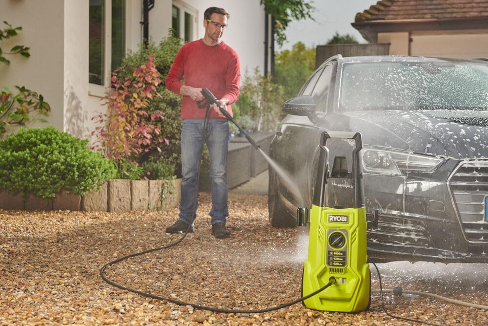 RYOBI - Nettoyeur haute pression série RY - 1800W, 130 bars, 420L/h, flexible acier 5m, réservoir 0,9L, 2 lances, brosse