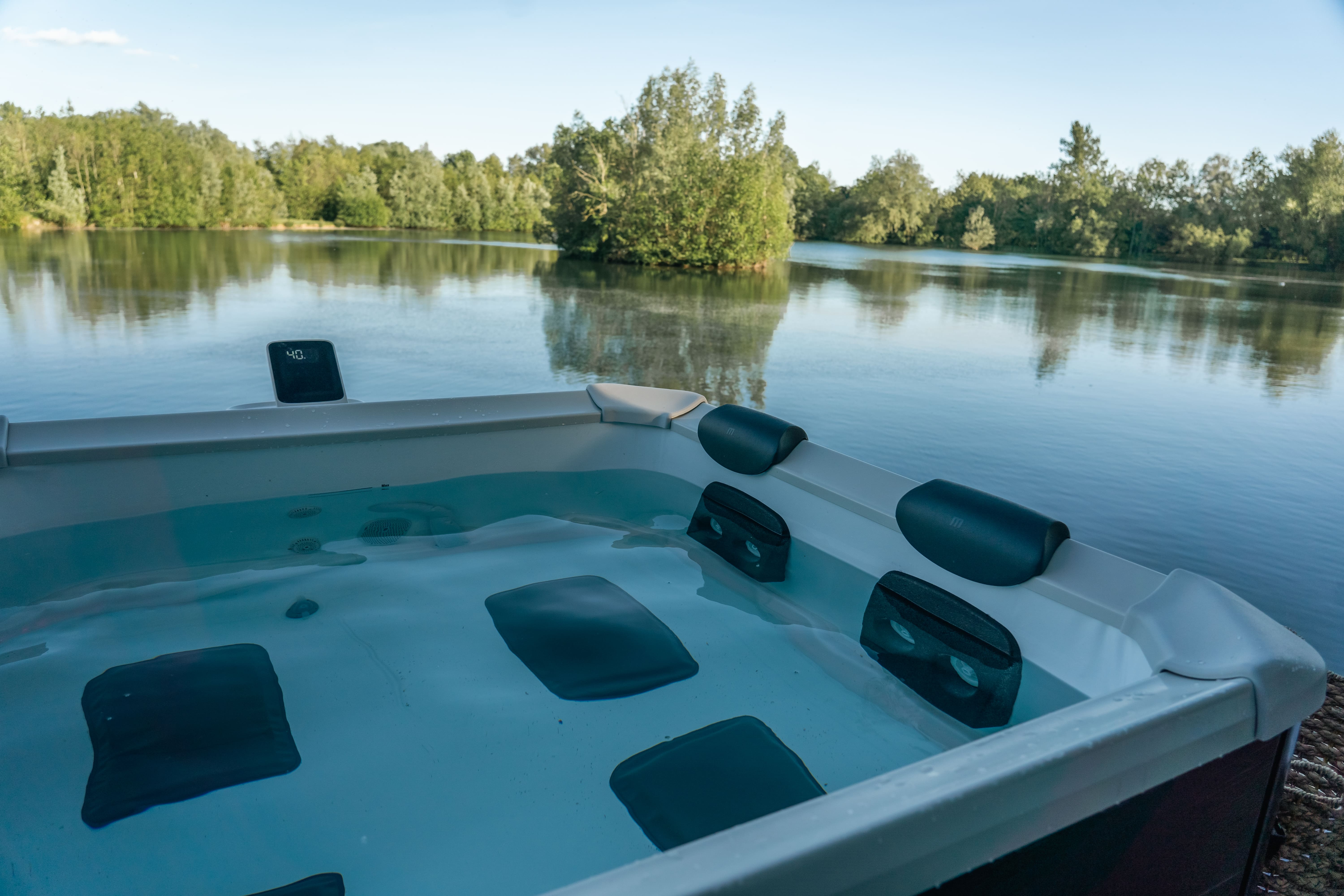 Offrez-vous le luxe à la maison avec le spa OSLO !