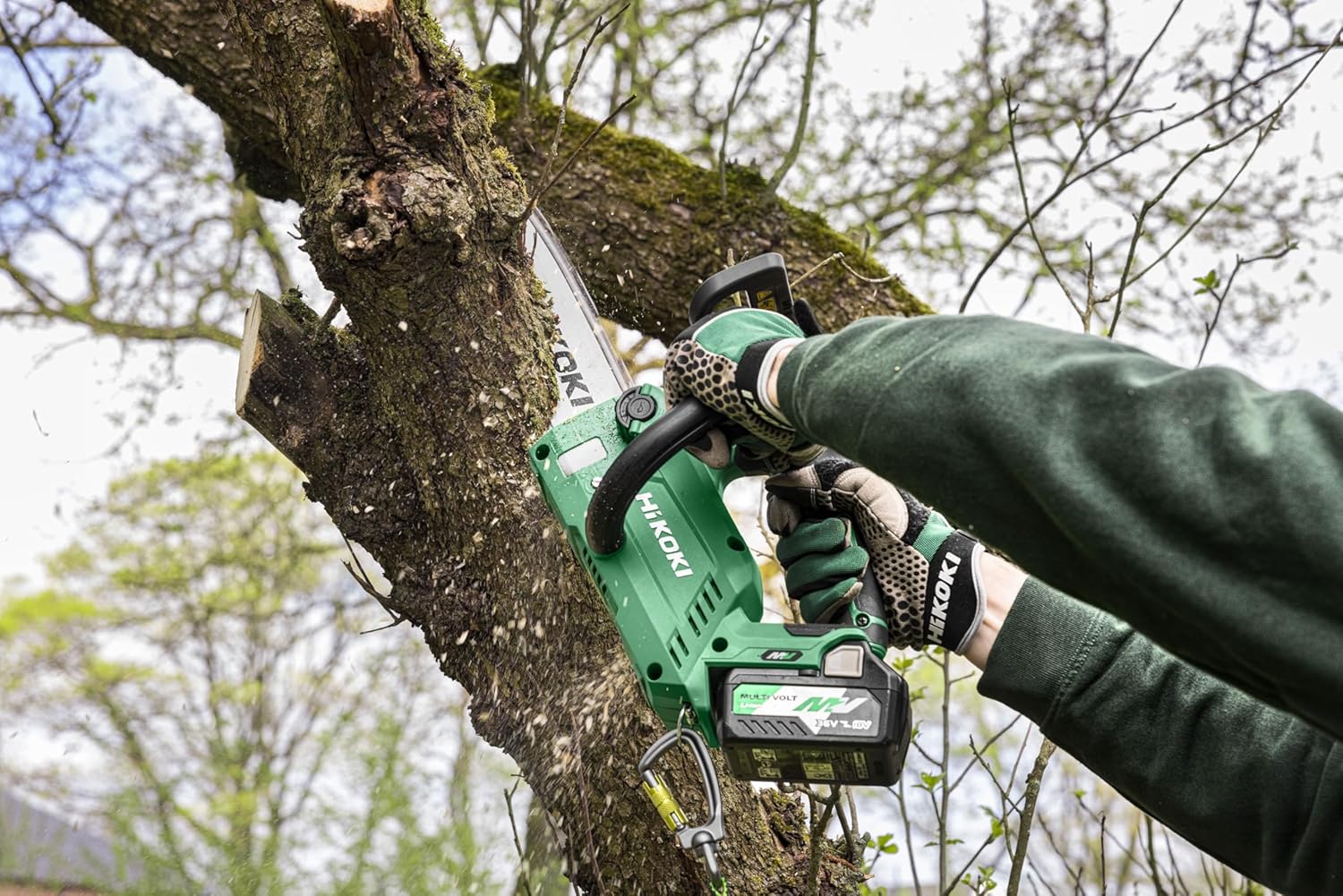 HiKOKI Scie à chaîne électrique - 36 V - Lame de scie de 30 cm, moteur sans balais, légère, puissante, coupes précises - Idéale pour l'entretien des arbres - Sans batterie et sans chargeur