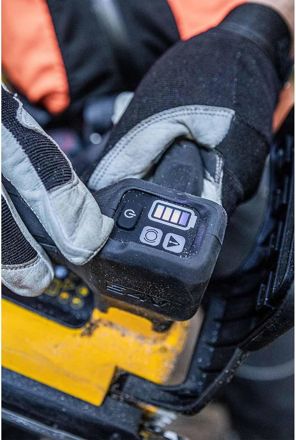 DEWALT - FlexVolt tronçonneuse sans fil 54V 35 cm - DCMCST635N-XJ