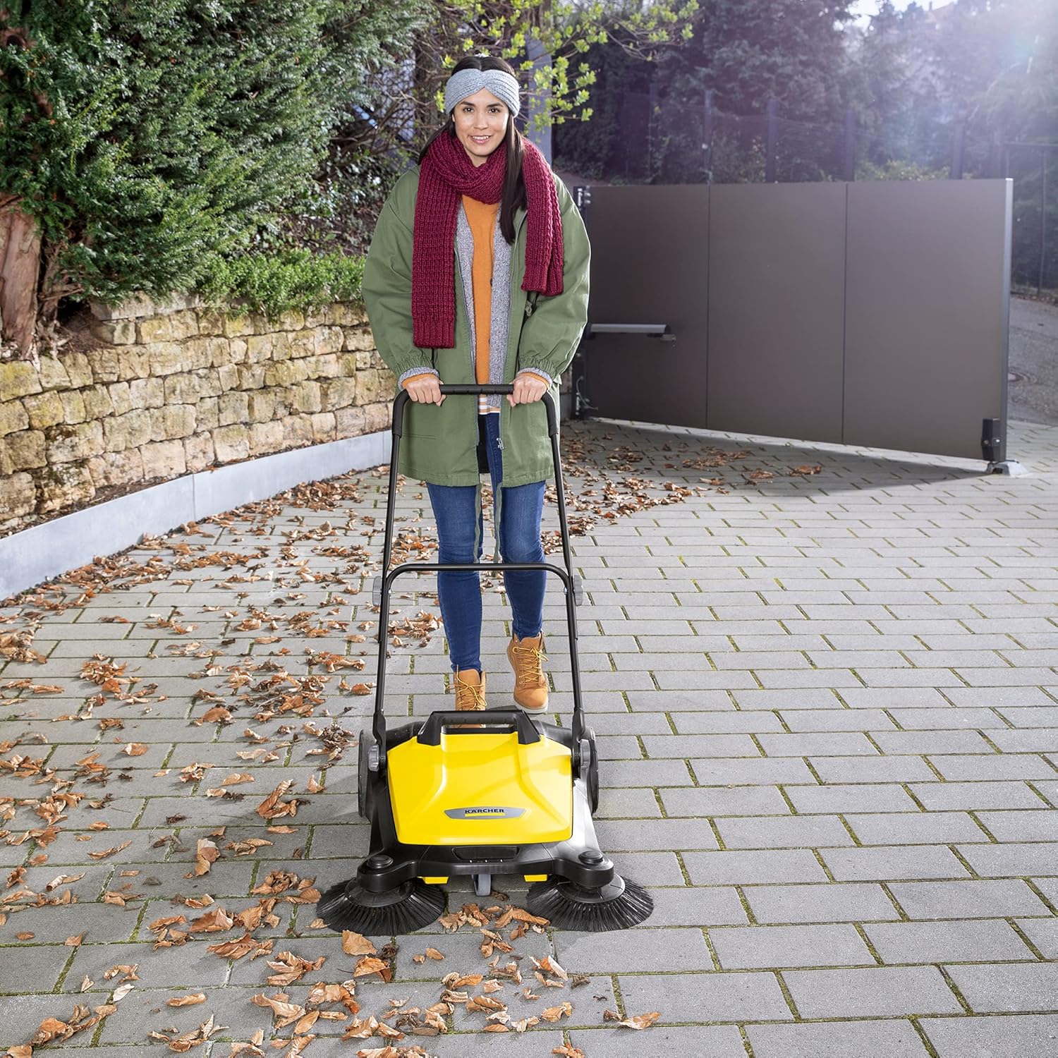 Kärcher - S 4 balai mécanique, 68cm, capacité 20L, noir/jaune - 1.766-360.0