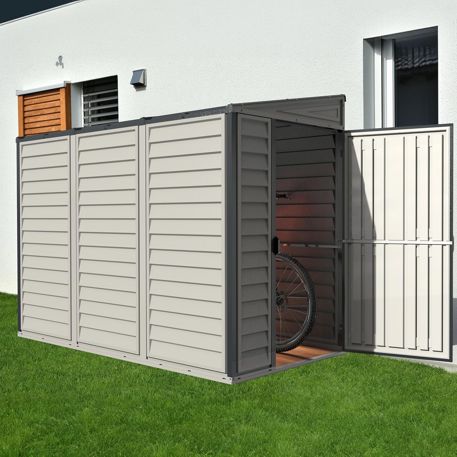 Duramax SideMate PLUS 4 x 8 (2.91 m²) abri de jardin en plastique avec kit de fondation en métal, porte réversible, structure de toit en métal robuste, abri en vinyle sans entretien, Gris foncé/ Adobe