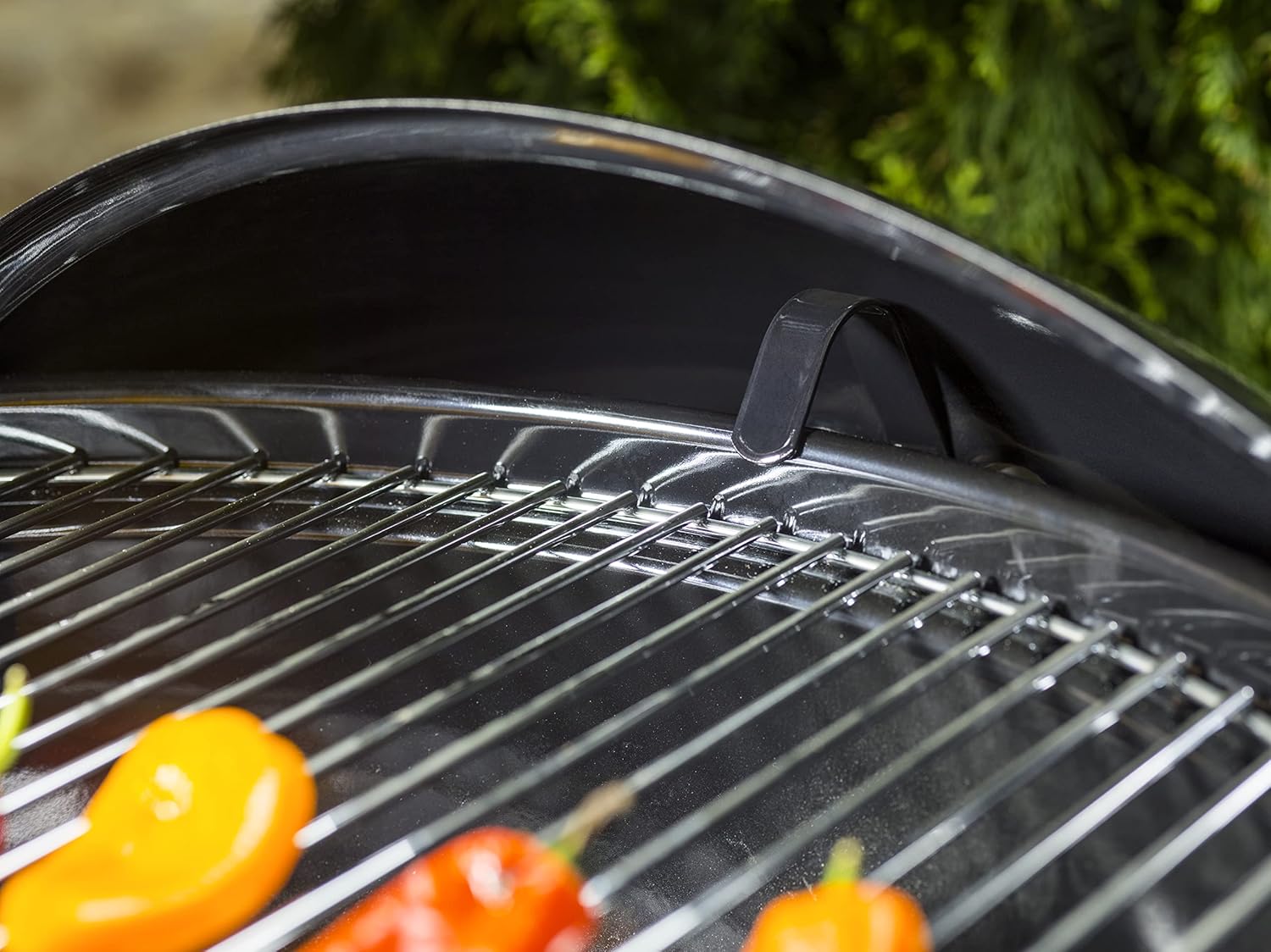 Weber - Classic Kettle - 57 cm - acier émaillé, One-Touch, thermomètre