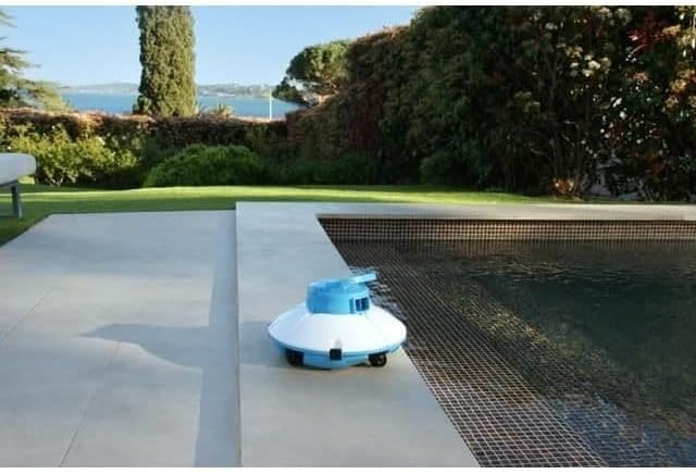 Bestway - Robot Piscine Frisbee - 5x3m - Nettoyage fond plat