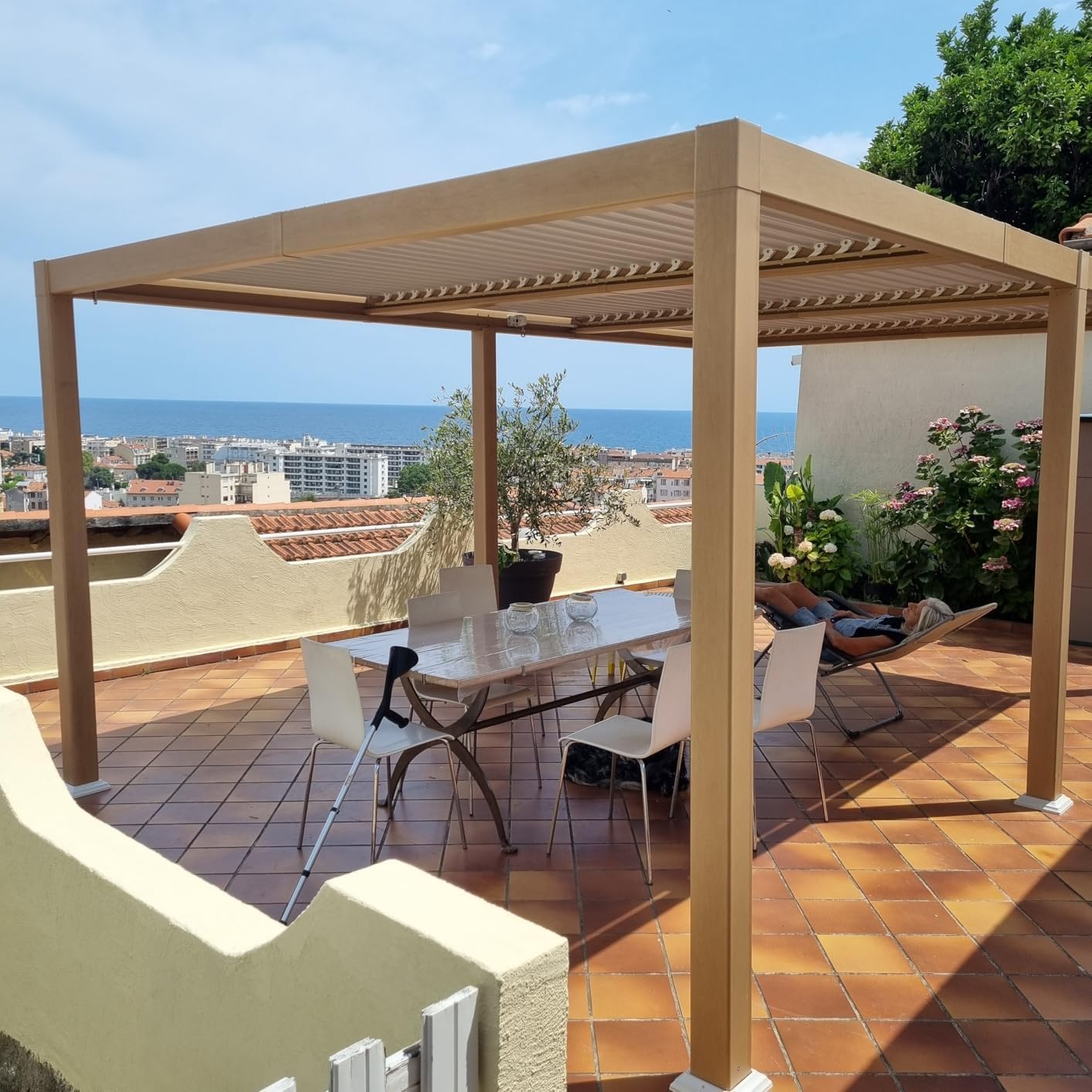 PURPLE LEAF - Pergola Bioclimatique bois effet alu - 3,5x6,35m - lames orientables, imperméable, extérieur