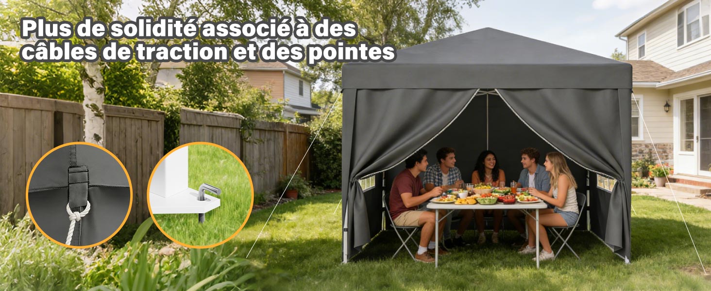 Le texte se lit comme suit : « Abri pliant 3 x 3 m 4 panneaux Tente de réception Tonnelle jardin Toile de traction 3 x 3 g ganties ». Tente belvédère noire avec auvent exposé dans le jardin de l'arrière-cour.