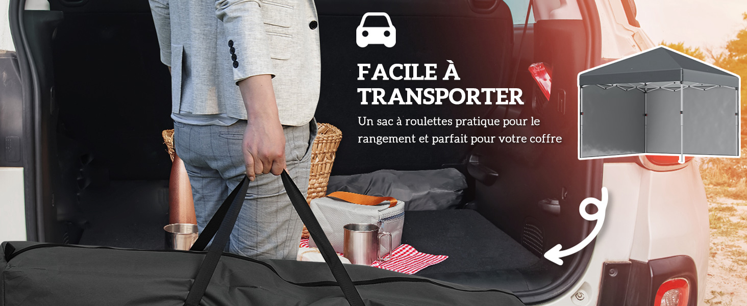 une personne tenant un siège auto avec un panier et un panier dedans.