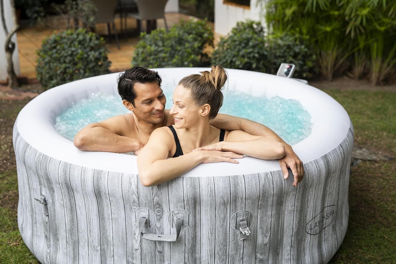 Bestway Lay-Z-Spa® Fiji Airjet 180 x 66 cm, 2-4 Personnes