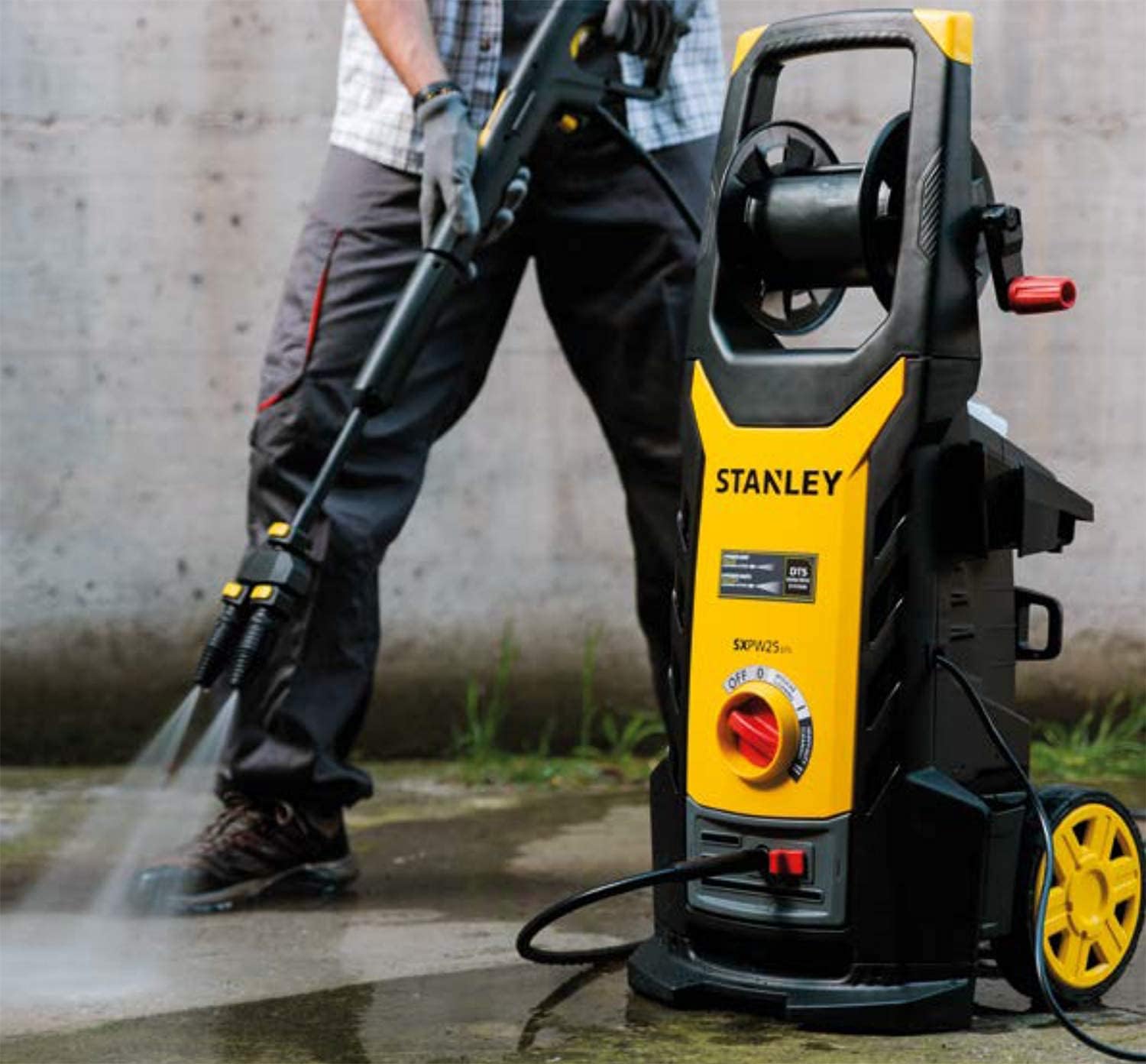 Stanley - SXPW25DTSE Nettoyeur haute pression 2500W, 150 bars, 810 l/h