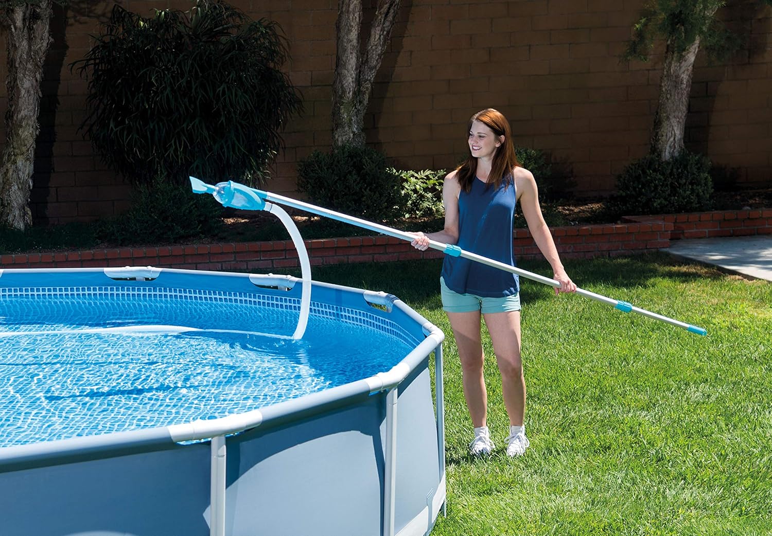 Intex - kit d'entretien Vac+ - 29.8x12.4x113 cm - bleu, nettoyage efficace