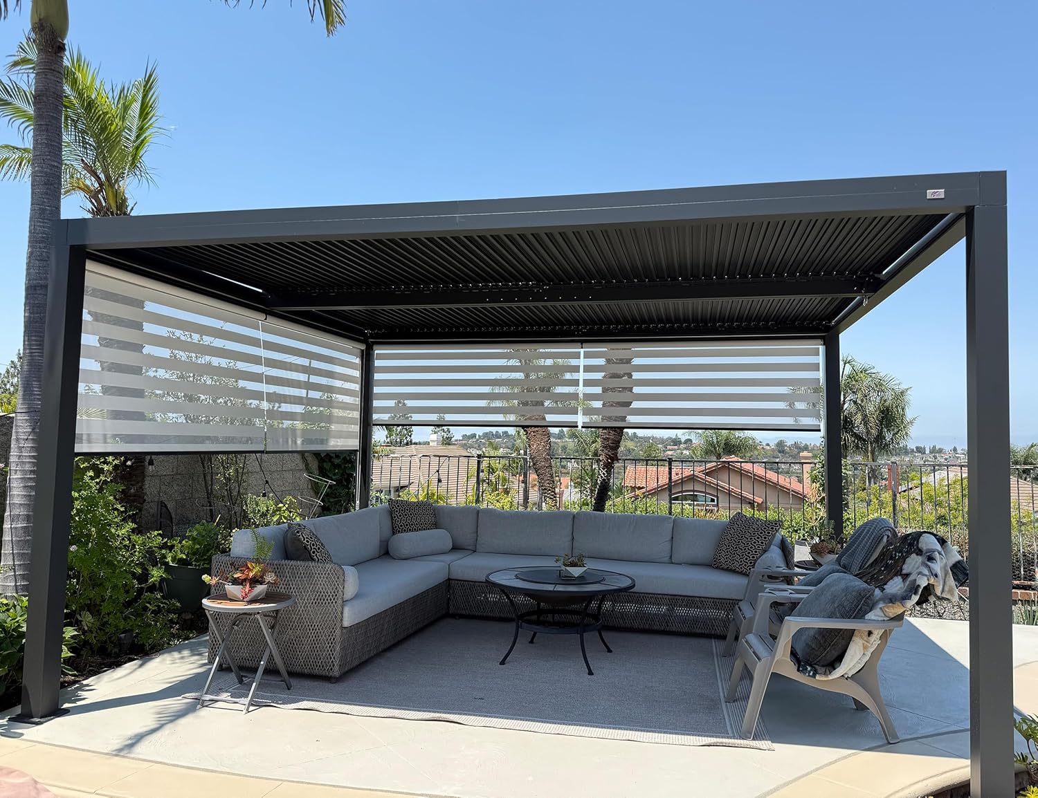 PURPLE LEAF - Pergola bioclimatique - 4,8x3 m - stores enrouleurs, lames orientables, gris