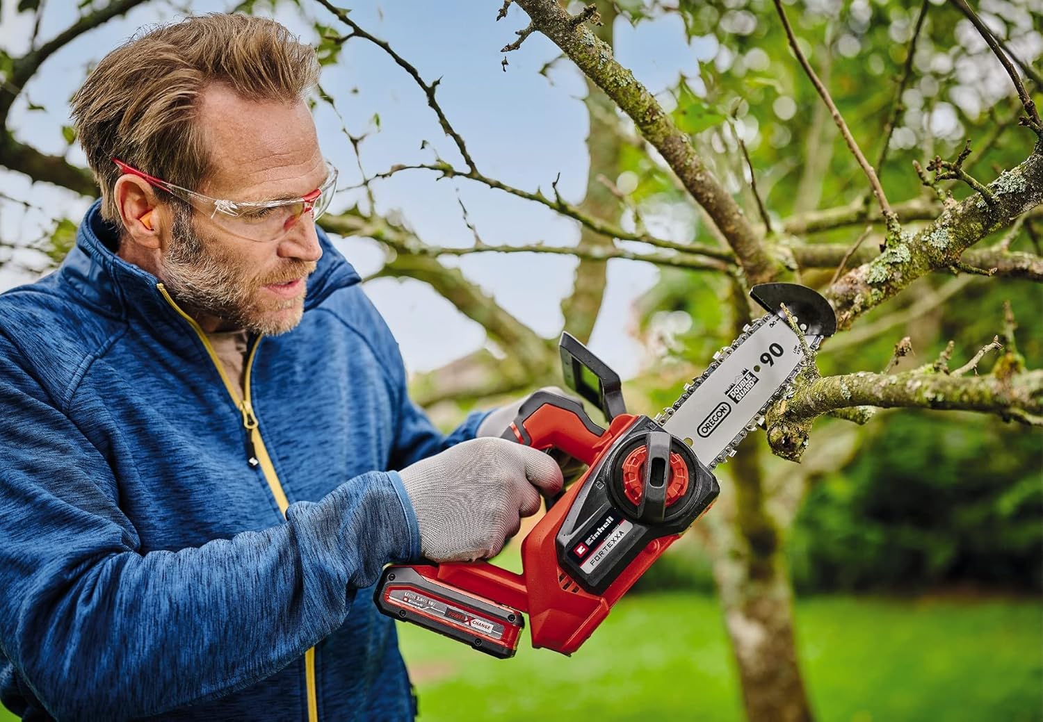 Einhell Professional Elagueuse sans fil FORTEXXA 18/20 TH - Power X-Change (18V, moteur sans charbon, guide-chaîne 30 cm, régime max 4 300 tr/min) Livré avec 1 Batterie 3,0Ah et Chargeur
