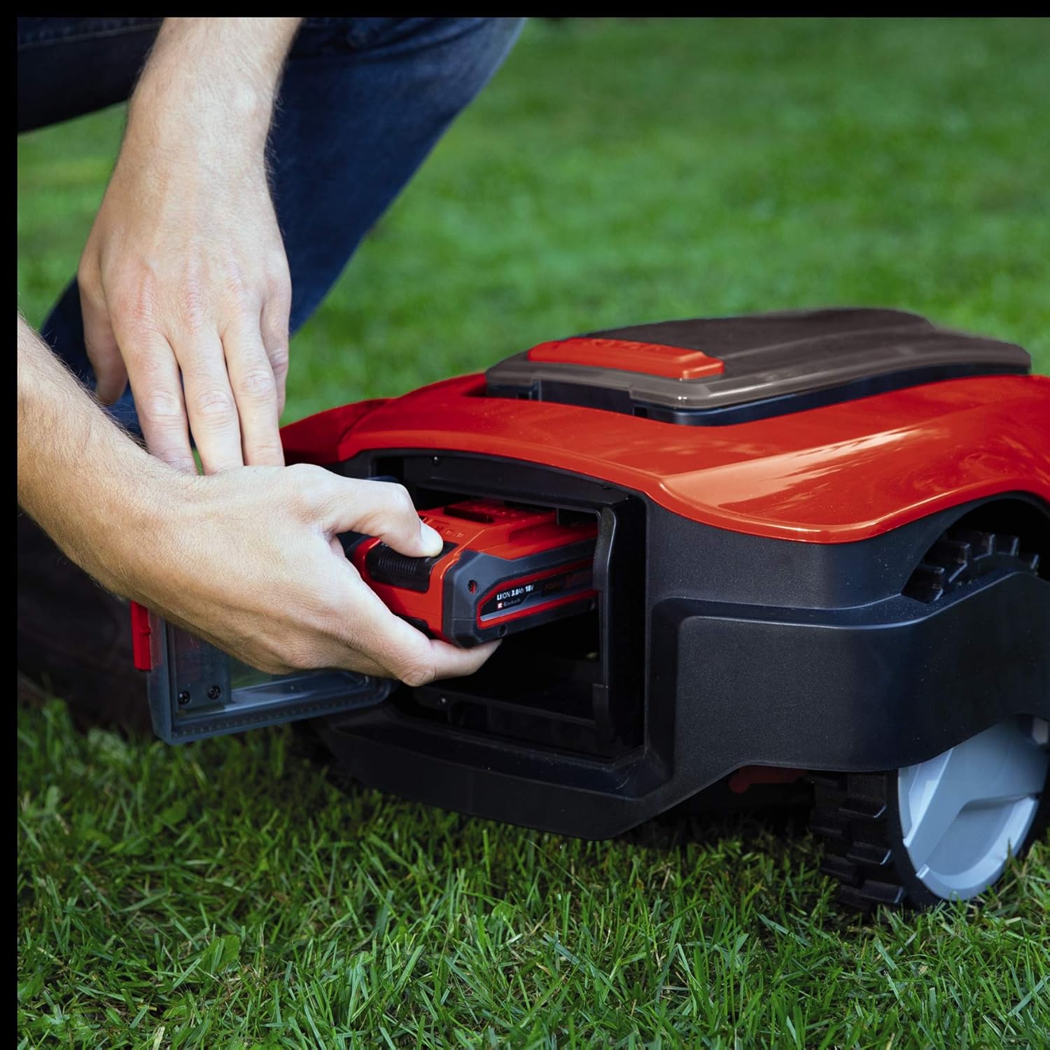 Einhell - FREELEXO série - pour 800 m² - Bluetooth, pente 35%, LCD, 800-LCD-BT