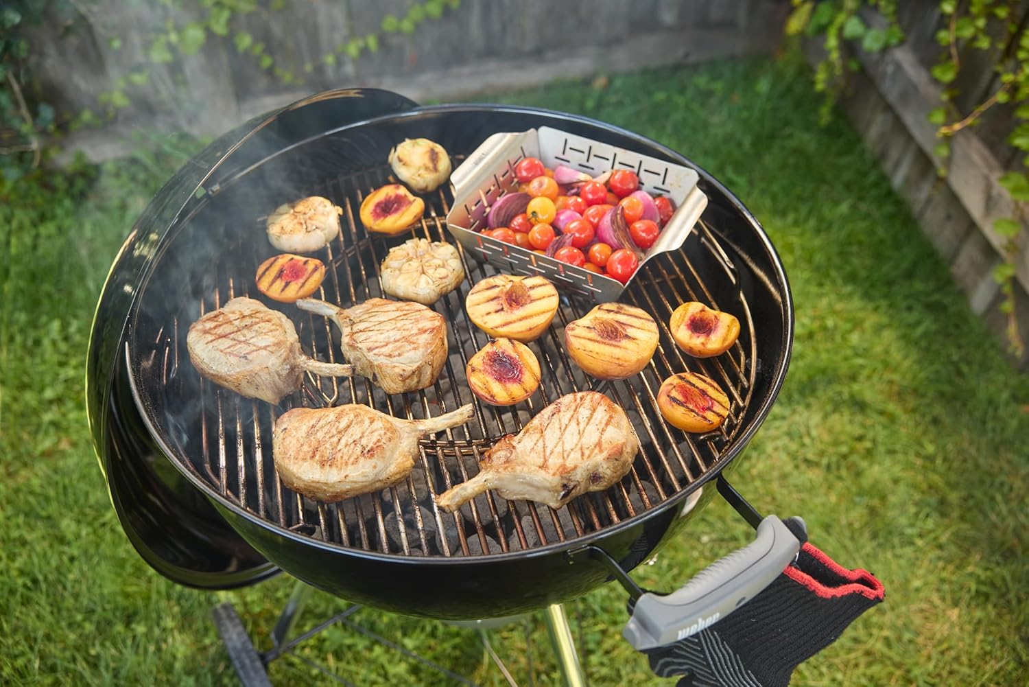 Weber - Original Kettle Premium - 57 cm - barbecue charbon, nettoyage One-Touch, thermomètre intégré